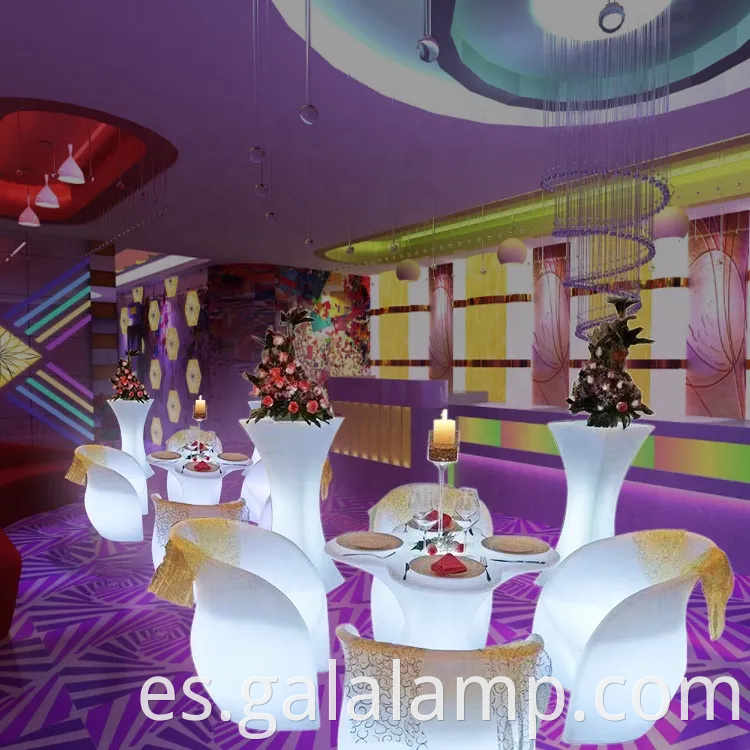 Asientos de cubos LED contemporáneos para reuniones al aire libre elegantes